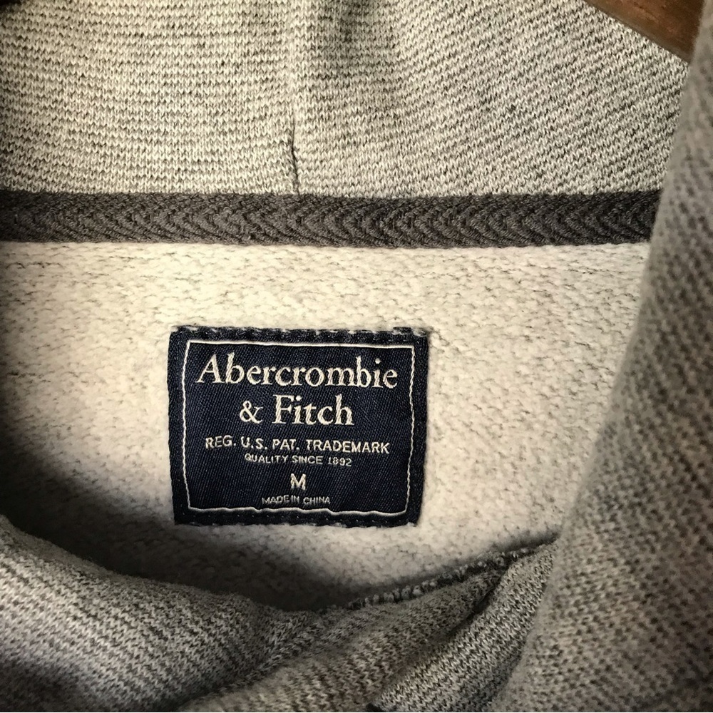 𝅺ABERCROMBIE & Fitch hoodie sweatshirt. Grey.  Size M. Unisex. - Picture 5 of 5